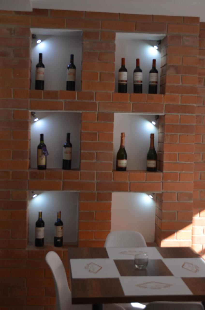 Hotel Gran Mariscal Кито Екстериор снимка
