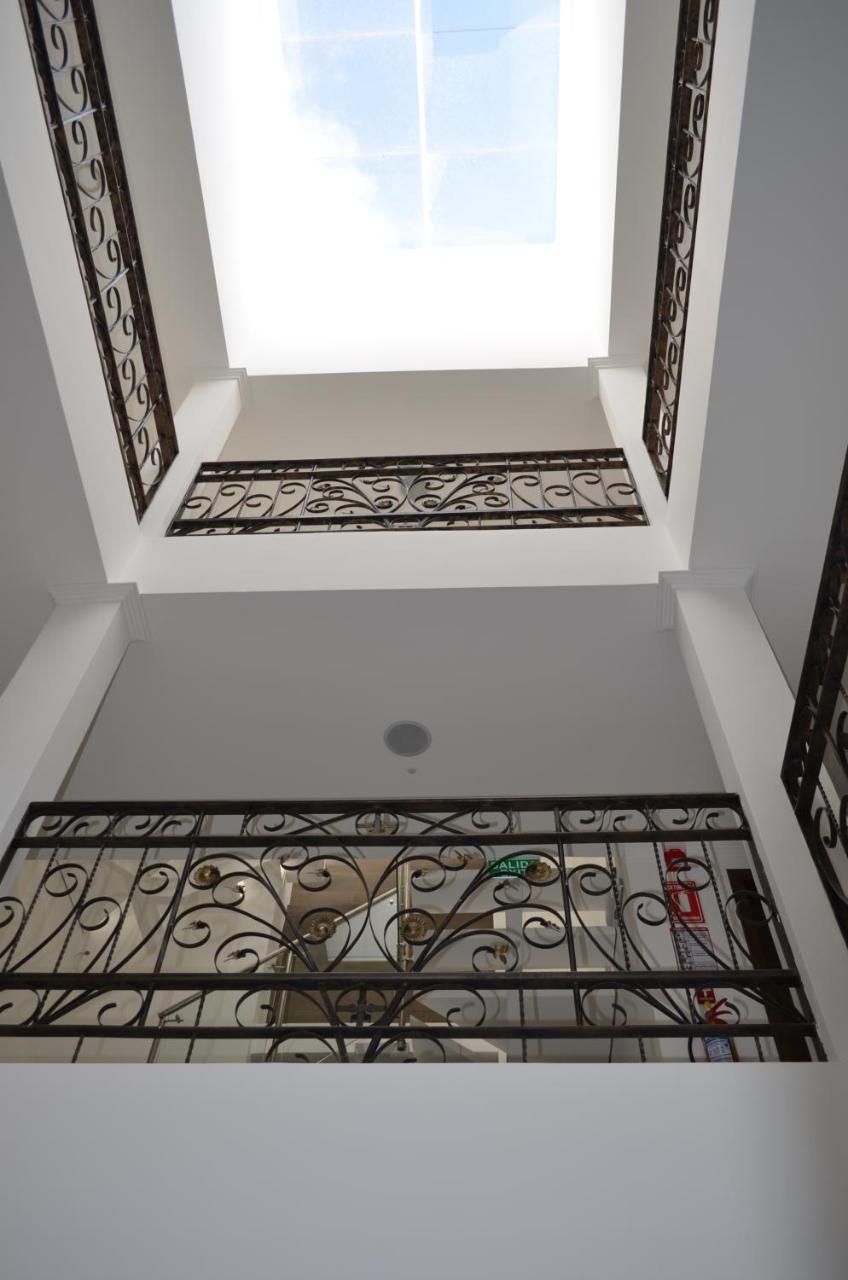 Hotel Gran Mariscal Кито Екстериор снимка