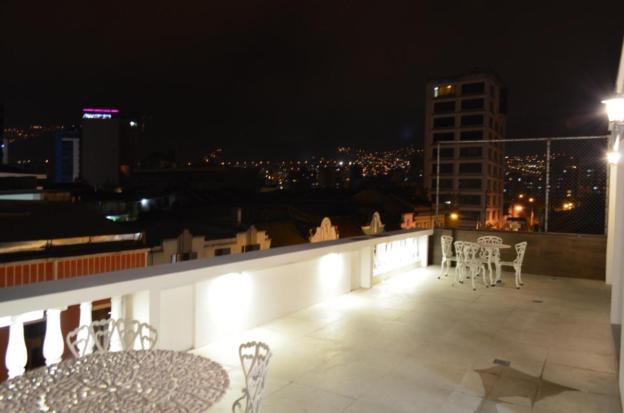 Hotel Gran Mariscal Кито Екстериор снимка