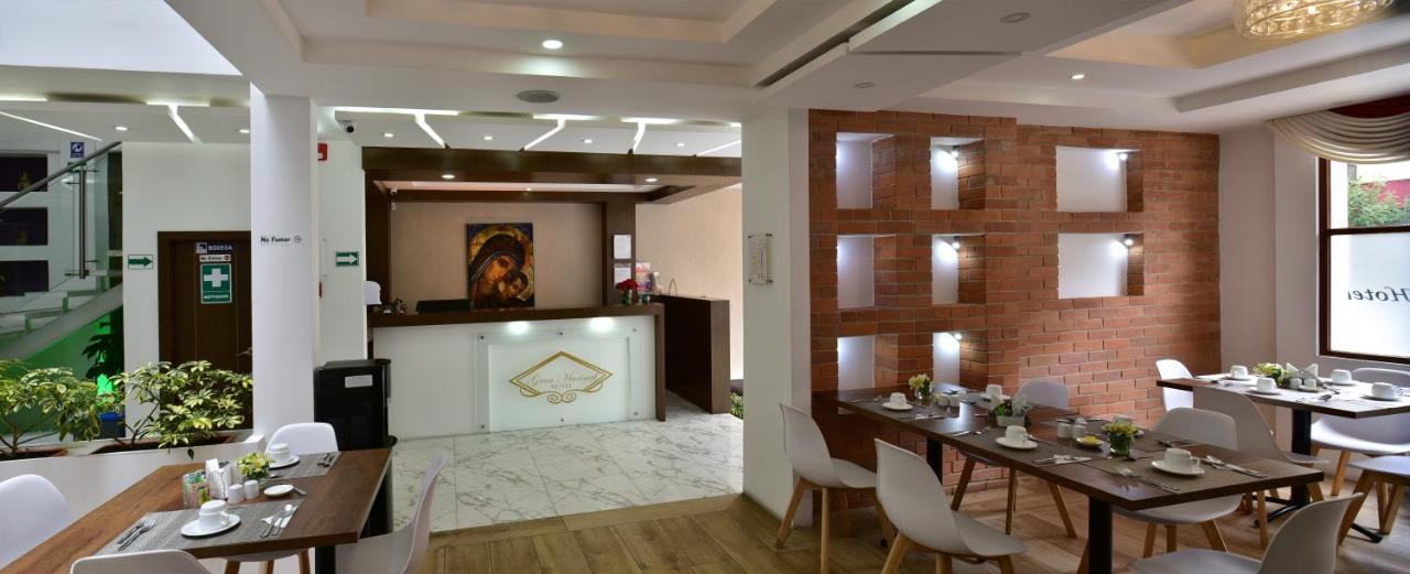 Hotel Gran Mariscal Кито Екстериор снимка